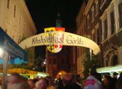 Bild zu Das Altstadtfest zieht die Massen an