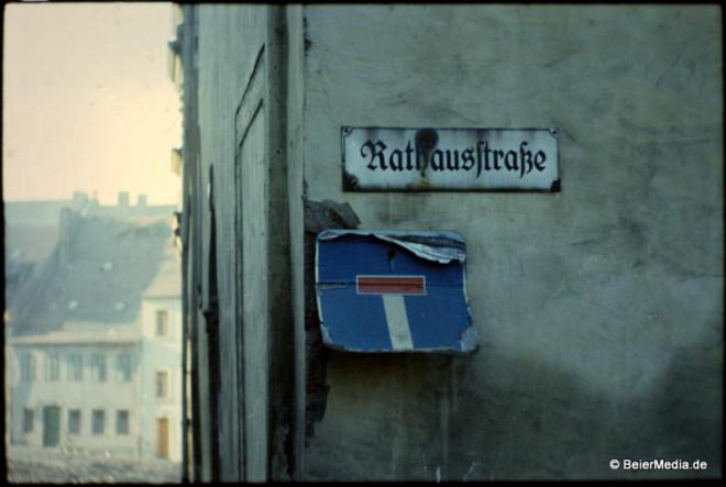 Mehr Licht ins Dunkel der Hellen Gasse