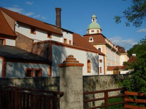 Internationales Begegnungszentrum berwindet Hochwasserfolgen