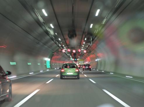 Bild zu Verkehrsbehinderungen am 4. Oktober: Sanierungsarbeiten am Tunnel Knigshainer Berge